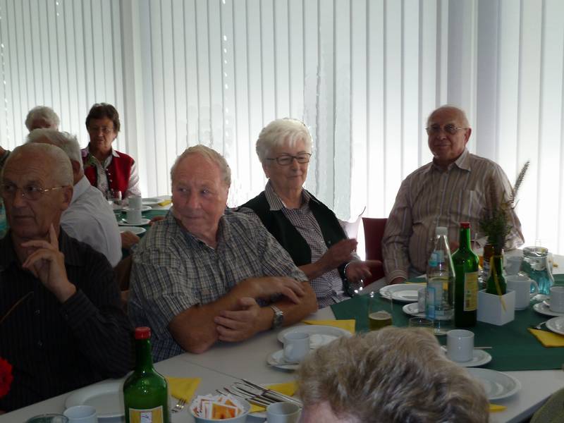 n_07 goldenes Paar und Jubilare.jpg